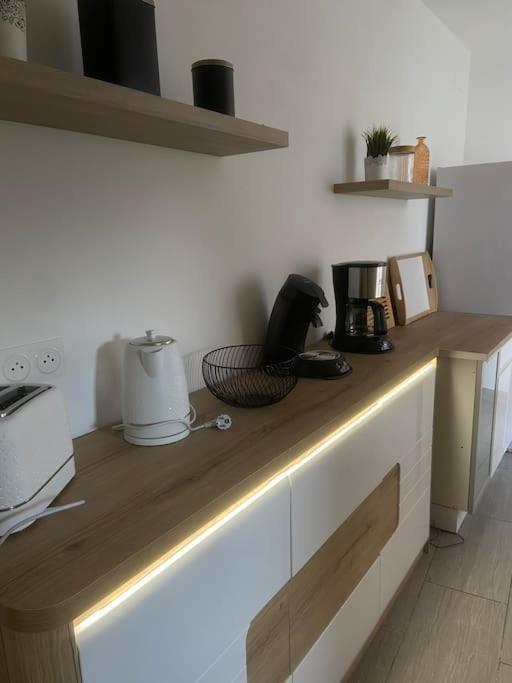 Gite Comme Chez Soi Ducey Les Cheris Екстериор снимка