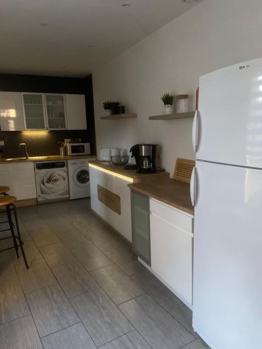 Gite Comme Chez Soi Ducey Les Cheris Екстериор снимка
